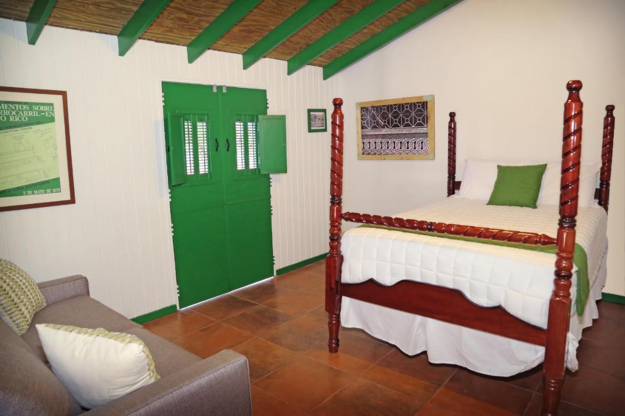 Hacienda Juanita Hotell Maricao Exteriör bild