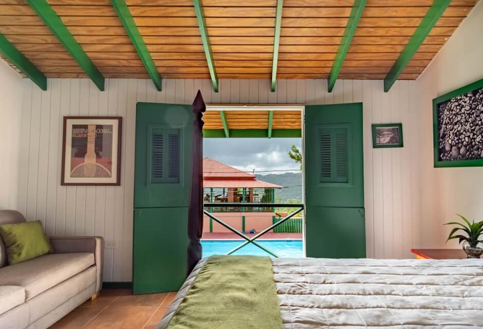 Hacienda Juanita Hotell Maricao Exteriör bild